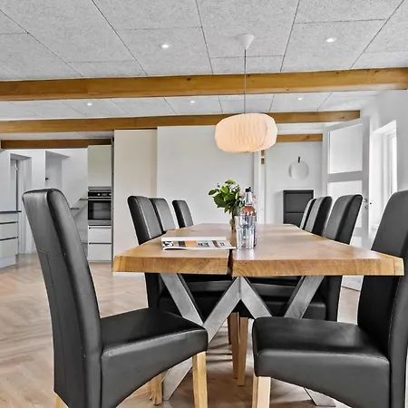 Сasa de vacaciones 3 Bedroom Beautiful In Nordborg